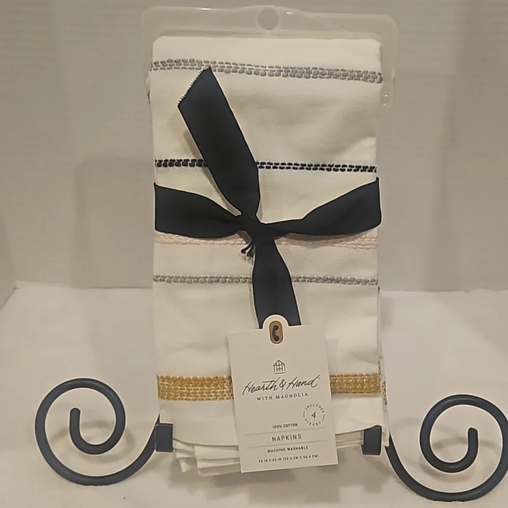 Hearth & Hand | NWT Embroidered Blanket Stitch Cotton Set of 4 Napkins